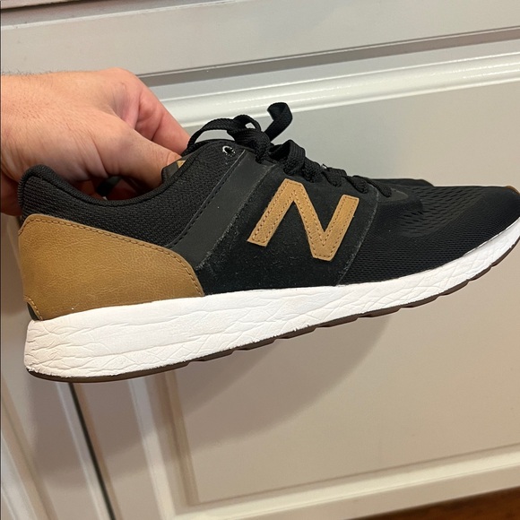 New balance 247 tan and black - Picture 6 of 7